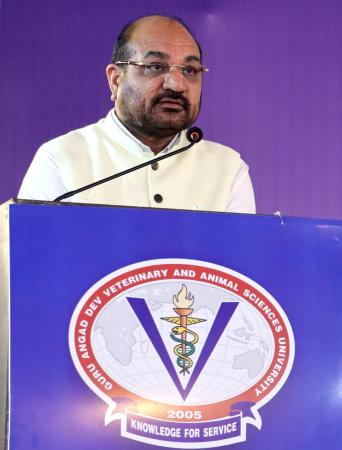 Dr. M. L. Jat, Director General, Indian Council of Agricultural Research, spoke on the occasion as the chief guest